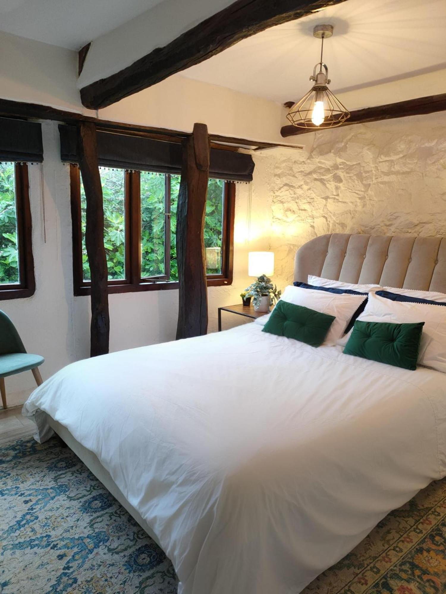 Historic Property With Stunning Views Hennock Εξωτερικό φωτογραφία